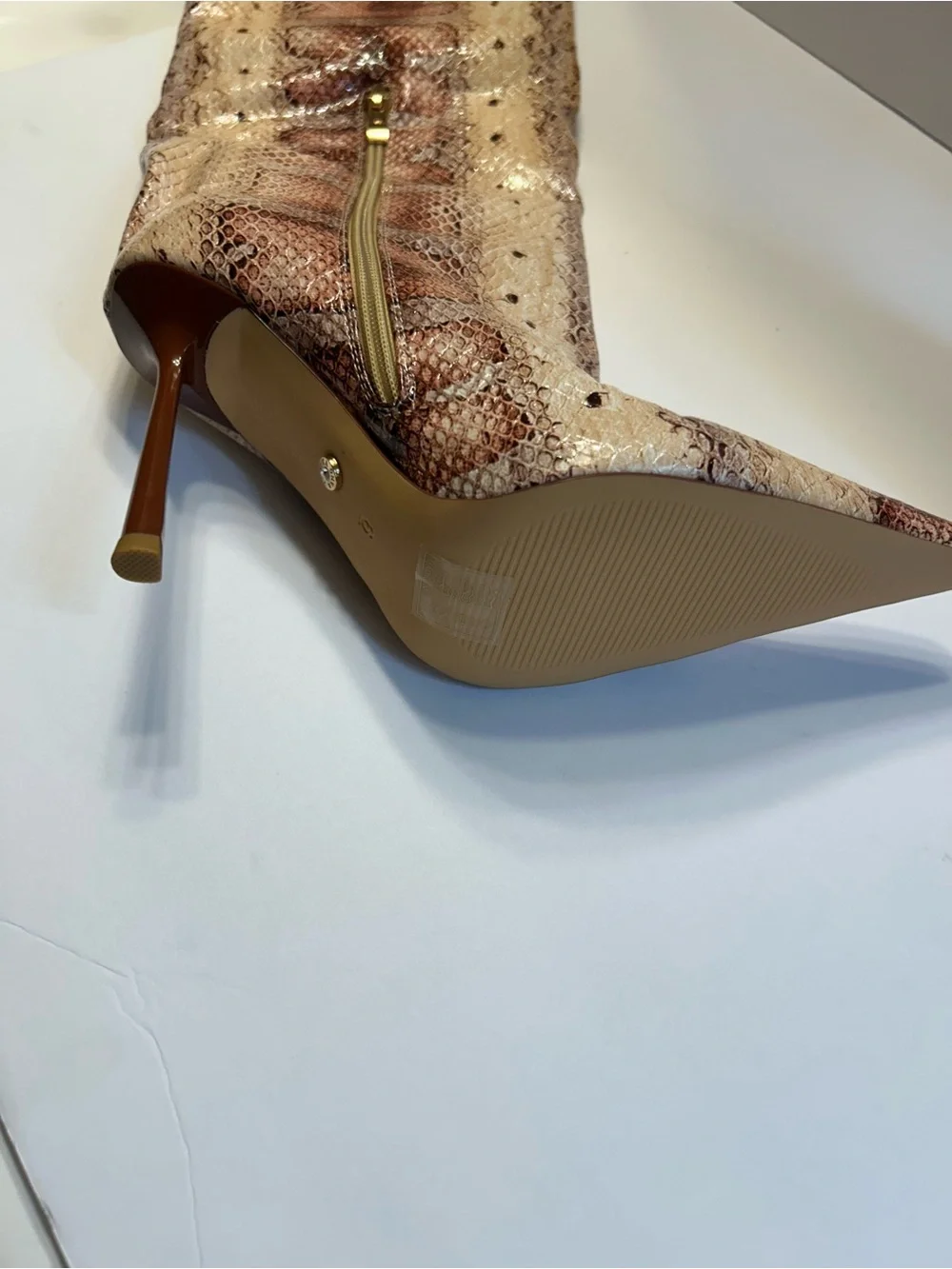 NWOT AZALEA WANG MADEYE NUDE SNAKE STILETTO BOOT
